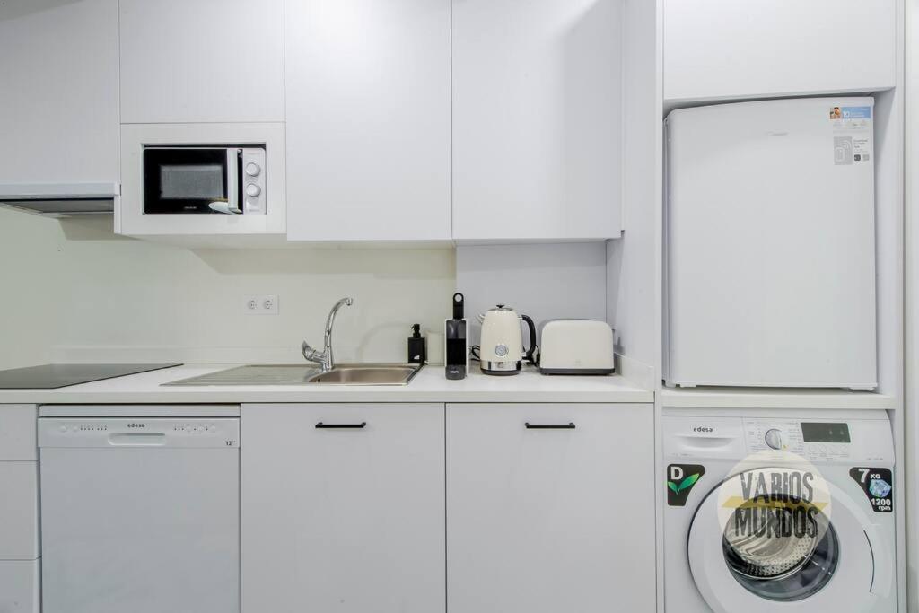 Nuevo Y Centrico Apt 7Px En Plena Plaza Del Carmen E2 Madrid Eksteriør bilde